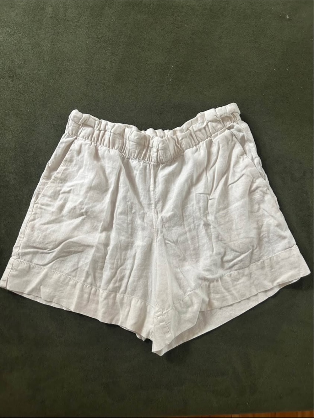 Women's Elastic Waist Linen Blend Shorts - White